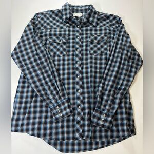 Wrangler Men's Black and Blue Checkered Shirt